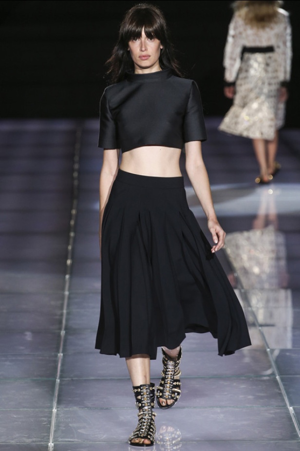 تخريمات دائرية ونقوش متداخلة في مجموعة FAUSTO PUGLISI