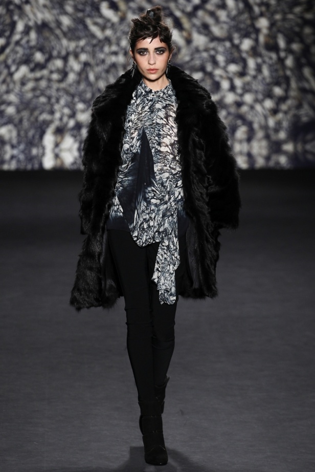 Nicole Miller بين الحياة البرية والروك اند رول