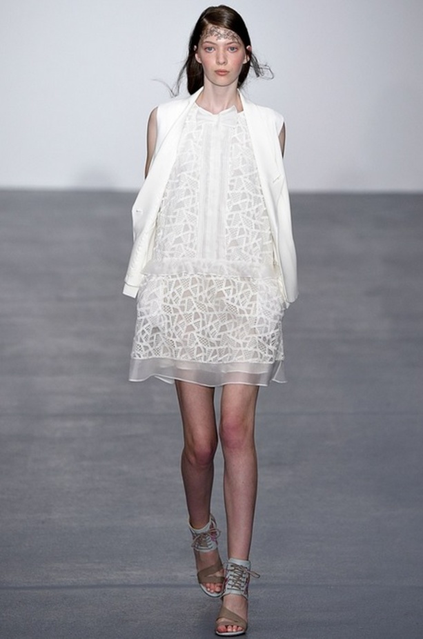 مجموعة Bora Aksu لربيع و صيف 2016