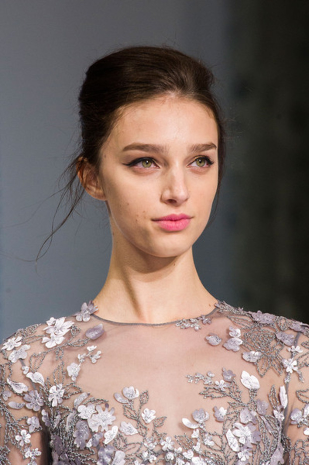 عرض "رالف أند روسو" للأزياء الفاخرة لربيع وصيف 2016