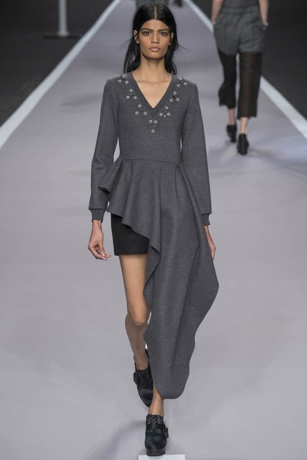 Viktor & rolf... الرمادي كما لم تشاهديه من قبل