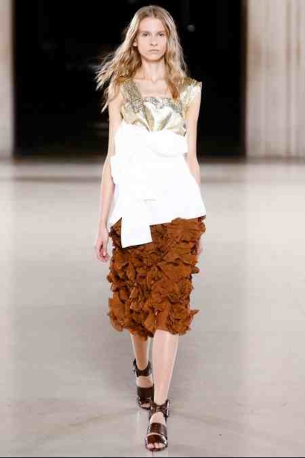 ربيع JONATHAN SAUNDERS... يشعل غيرة الرجال