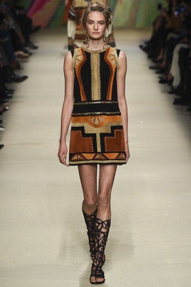 مجموعة Alberta Ferretti لربيع و صيف 2016