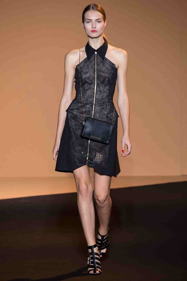 أزهار الرغبة تتفتح مع ربيع ROLAND MOURET 