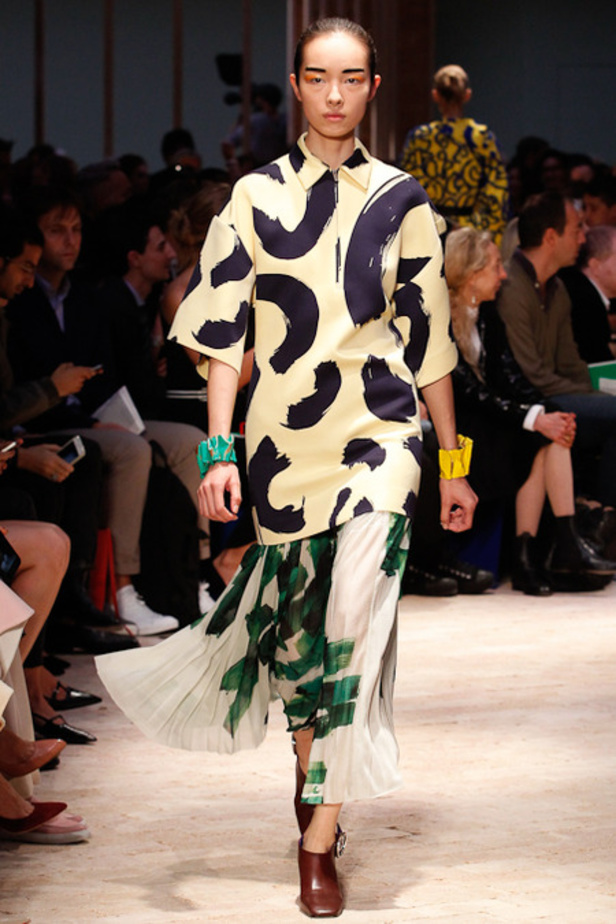 Celine أقمشة فريدة لانوثة ساحرة