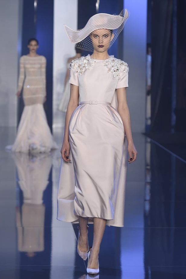 Ralph & Russo مجموعة تحبس الأنفاس!