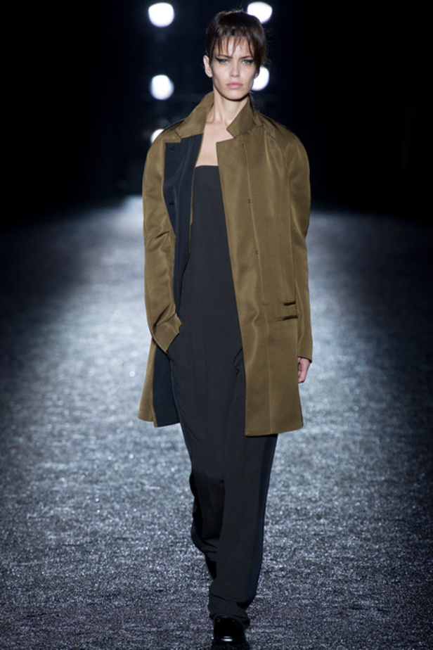 Haider Ackermann تفاصيل غنية لامرأة قوية