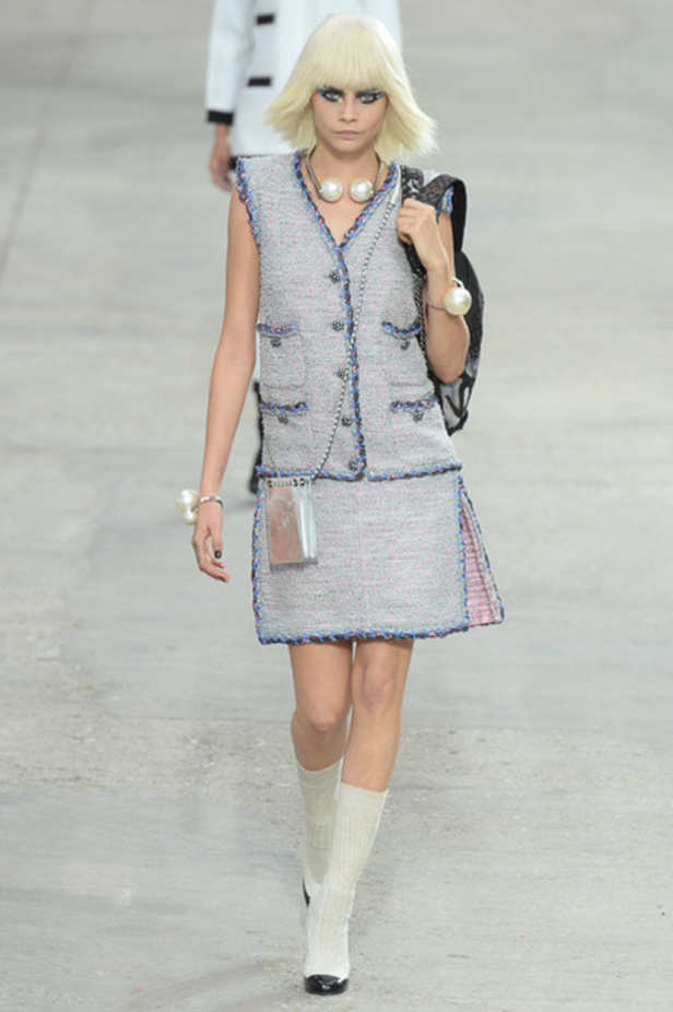 Chanel ترسم موضة الموسم