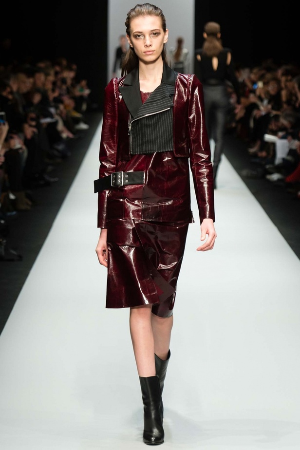 تصاميم بروح حسيّة ومتمرّدة في مجموعة Guy Laroche