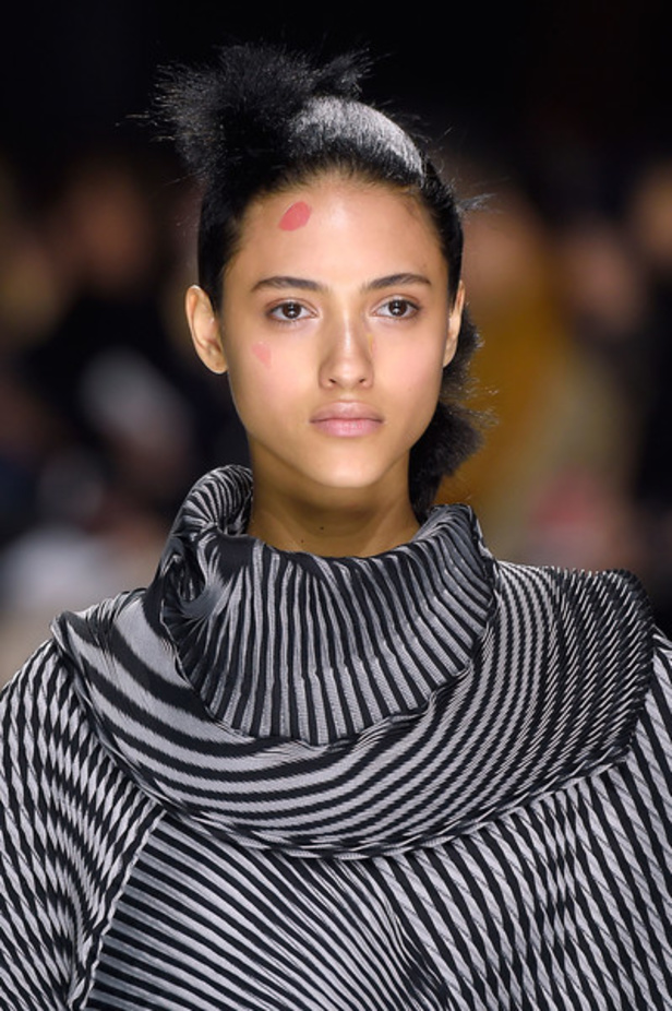 مجموعة ايسي مياكي لخريف وشتاء 2016