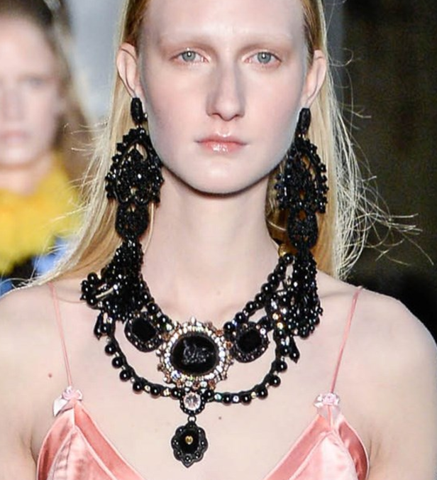 مجموعة "غوتشي" كروز لعام 2017