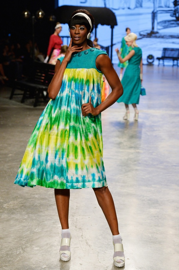 عرض ازياء Zaroon By Zareena لربيع و صيف 2016