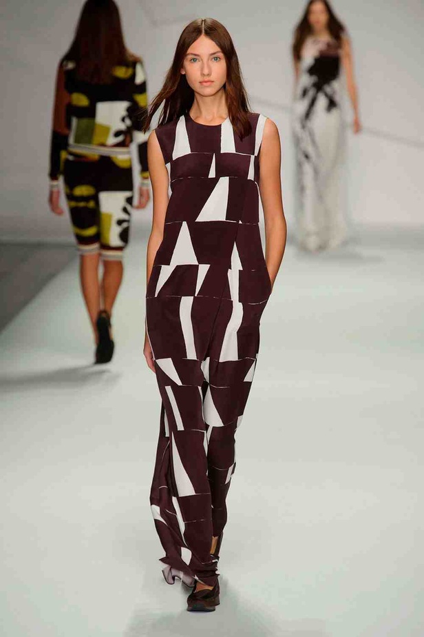 حرير JASPER CONRAN يصنع ربيعك الخاص