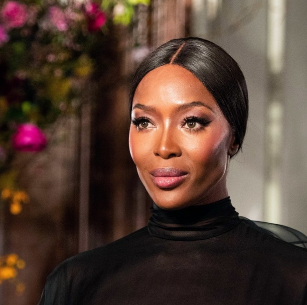 عرض أزياء فالنتينو لربيع 2019