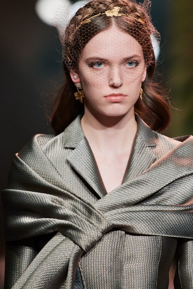 عرض ازياء Dior ديور لـ haute couture ربيع وصيف 2020