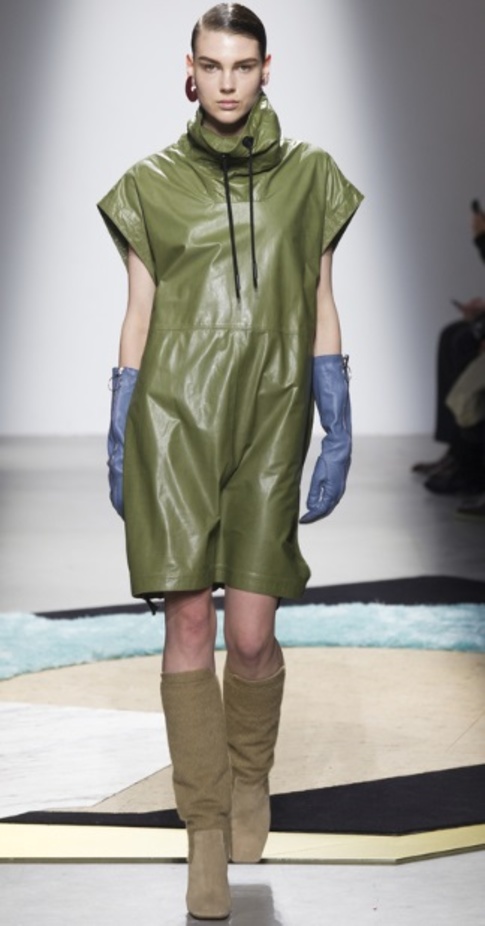 Acne Studios... وليمة تشبع النهم للتصاميم المتجددة  