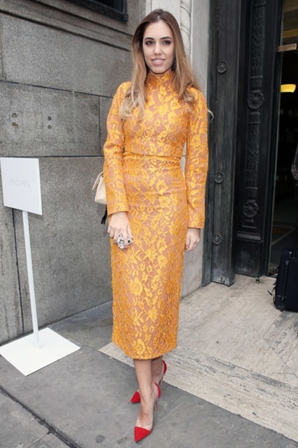 مجموعة Emilia Wickstead.. شتاء بألوان الربيع! 