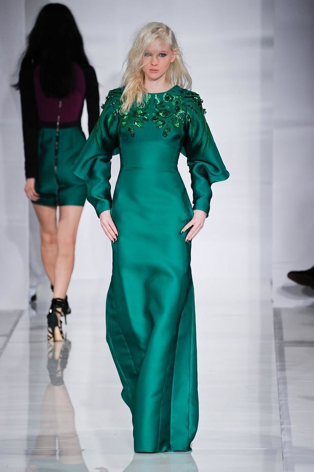 Antonio Berardi وشياكة الأسود