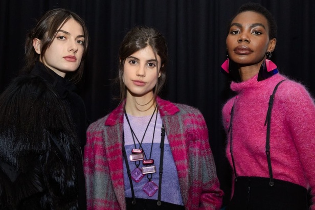 عرض أزياء  Emporio Armani لخريف وشتاء 2021-2022