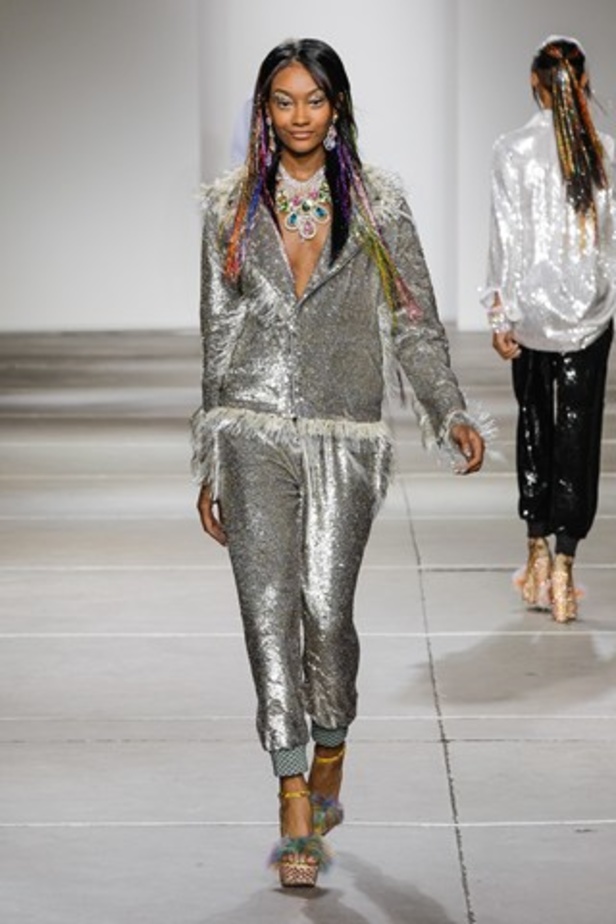 وقت الإحتفال والمرح في عرض Ashish لربيع وصيف 2015