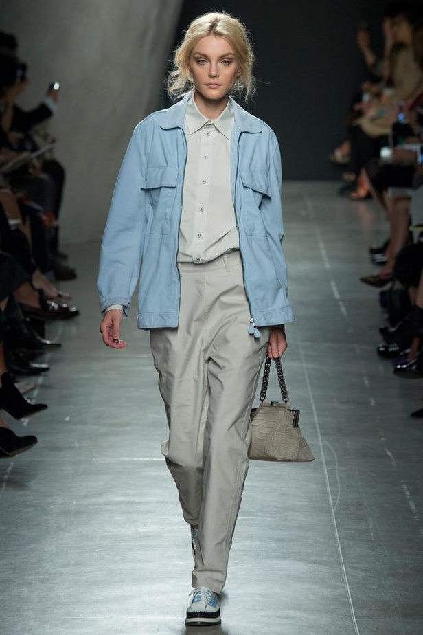 Bottega Veneta: تصاميم مريحة ورشيقة