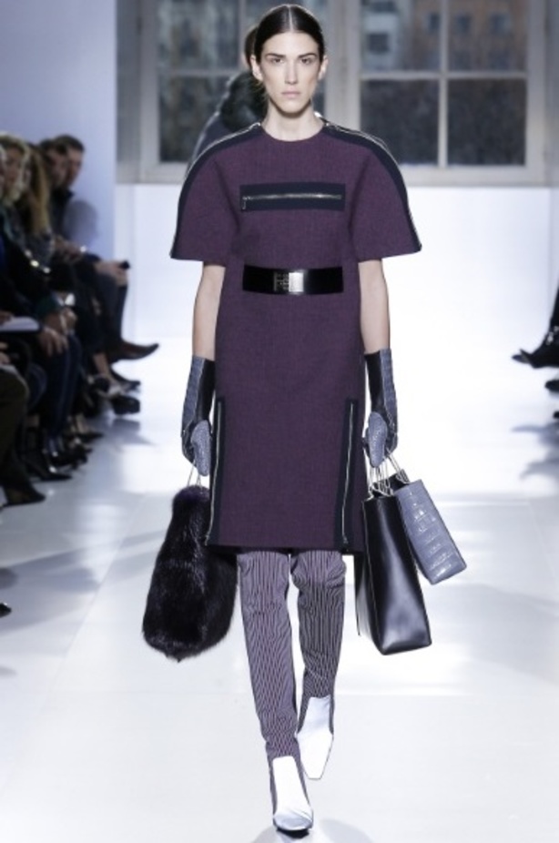 Balenciaga عبقرية أنصاف الحلول