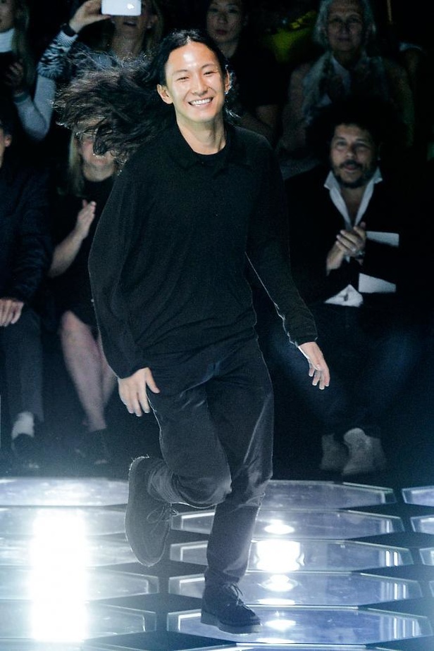 Balenciaga .. مفهوم خاص للتوازن