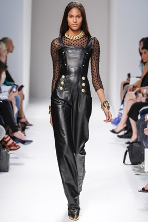 Balmain ..ربيع يبحث عن الدفء