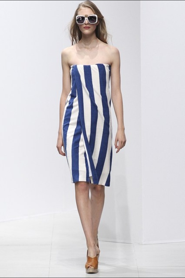 Chalayan .. هكذا يكون الصيف 