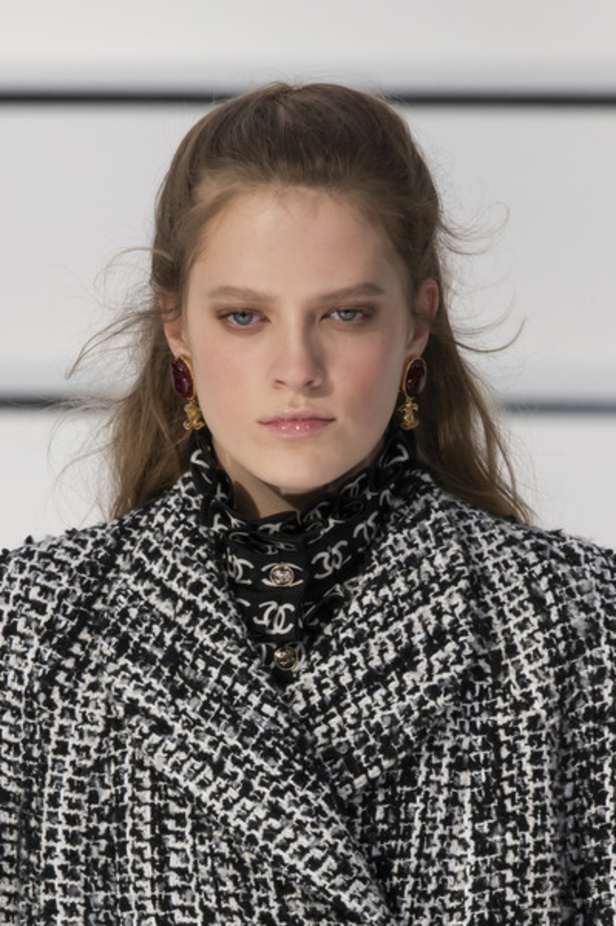 مجموعة Chanel لخريف وشتاء 2020 – 2021 