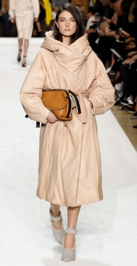 Chloe قصائد بألحان فرنسية 