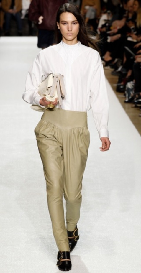 Chloe قصائد بألحان فرنسية 