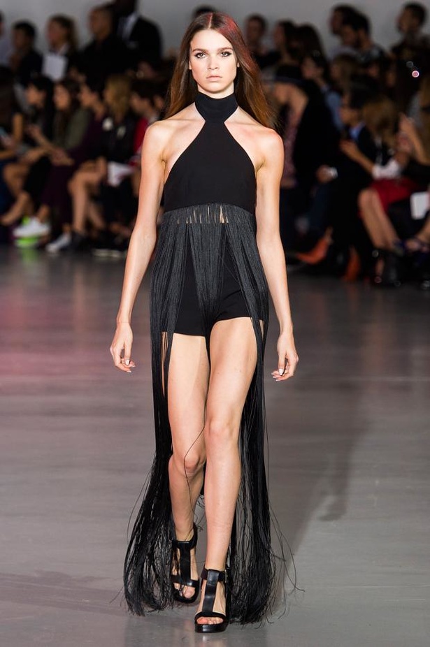 Costume National .. الحرية المتطورة