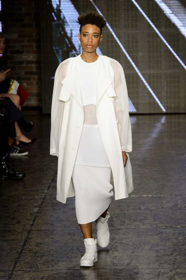 DKNY .. تقلبات نيويورك المتوازنة