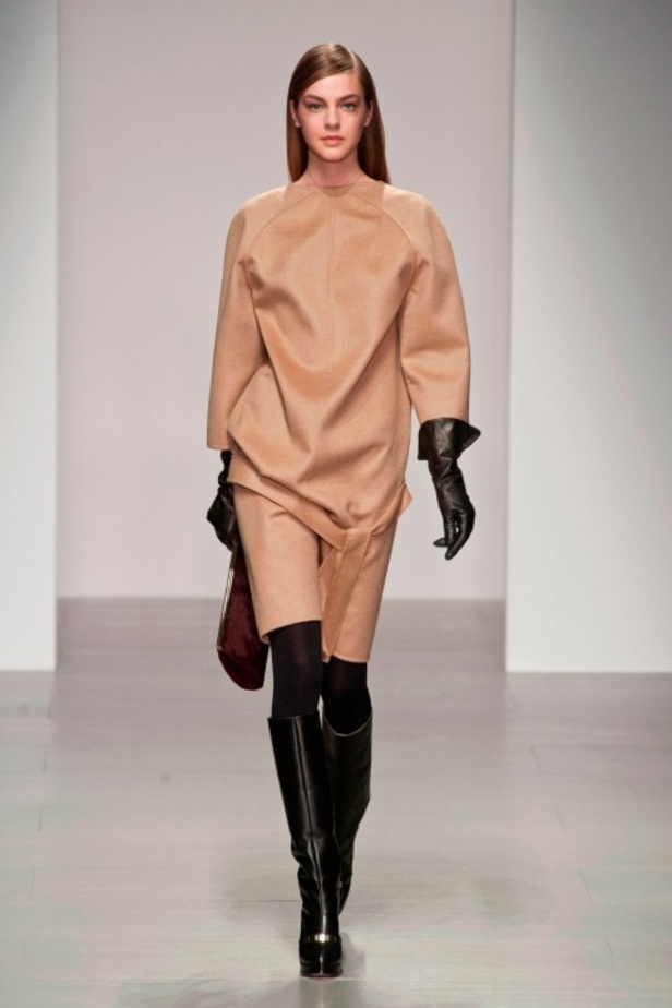 Daks: أزياء عسكرية بلمسات أنثوية