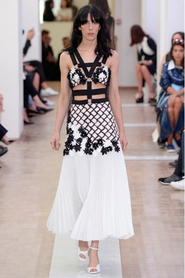 مجموعة Emanuel Ungaro لربيع و صيف 2016