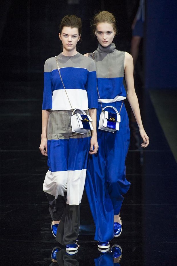 Emporio Armani .. كل غموض الأزرق وسحره