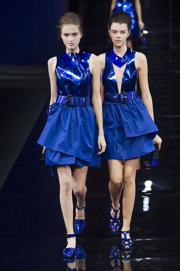 Emporio Armani .. كل غموض الأزرق وسحره