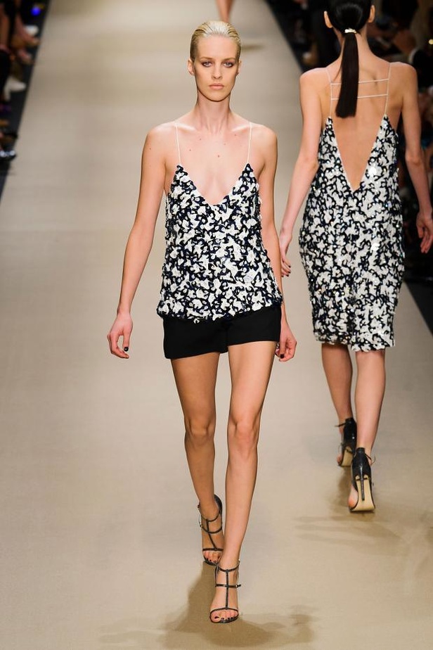 Guy Laroche ..ثنائية البهجة والرقي