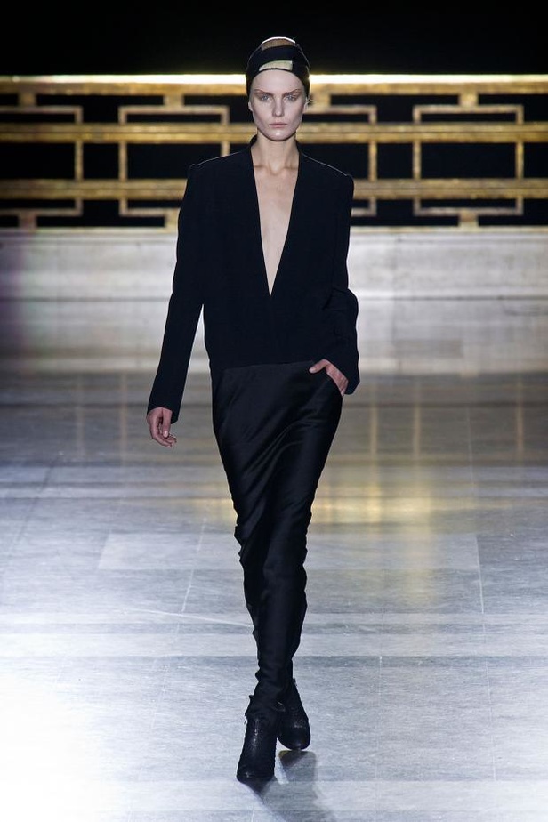 Haider Ackermann... روعة الانسيابية والبساطة