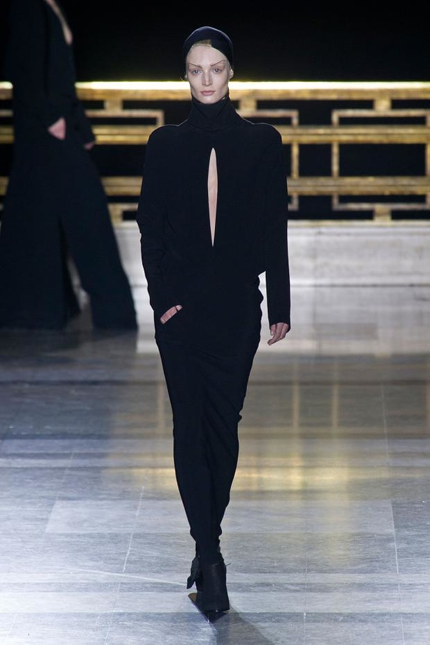 Haider Ackermann... روعة الانسيابية والبساطة
