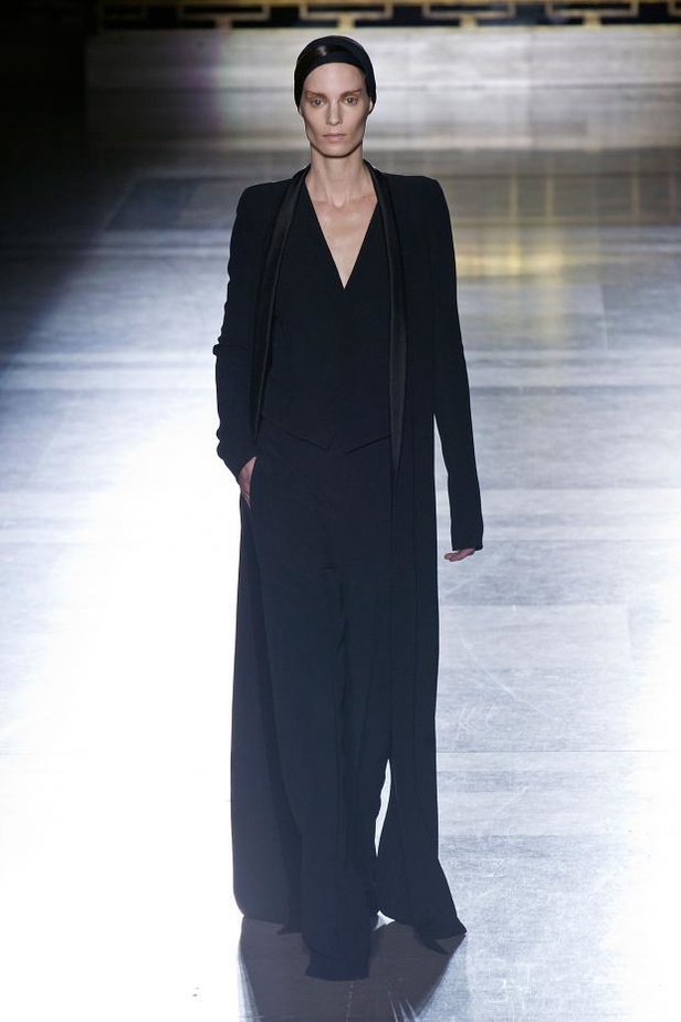 Haider Ackermann... روعة الانسيابية والبساطة