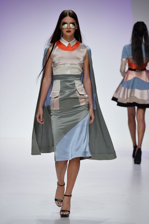 عرض ازياء Hussein Bazaza لربيع و صيف 2016