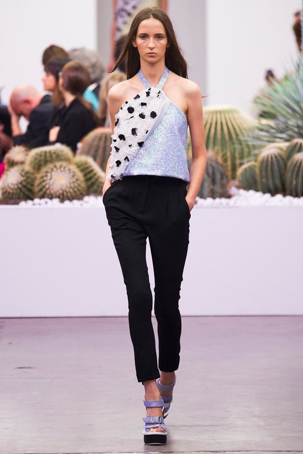 Iceberg .. دفء الألوان يذيب الجليد