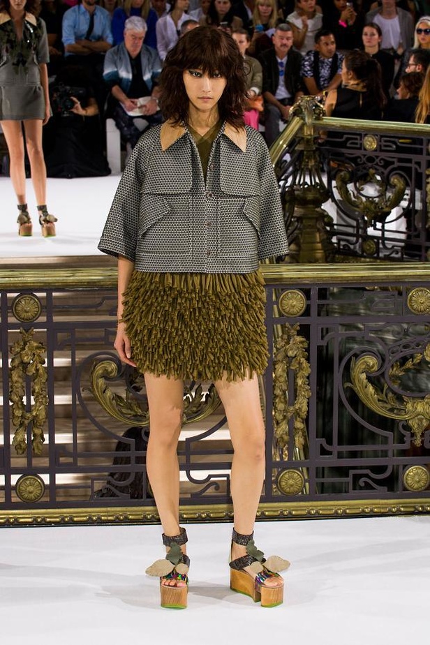 John Galliano .. أزهري كغابة صيفية مرحة