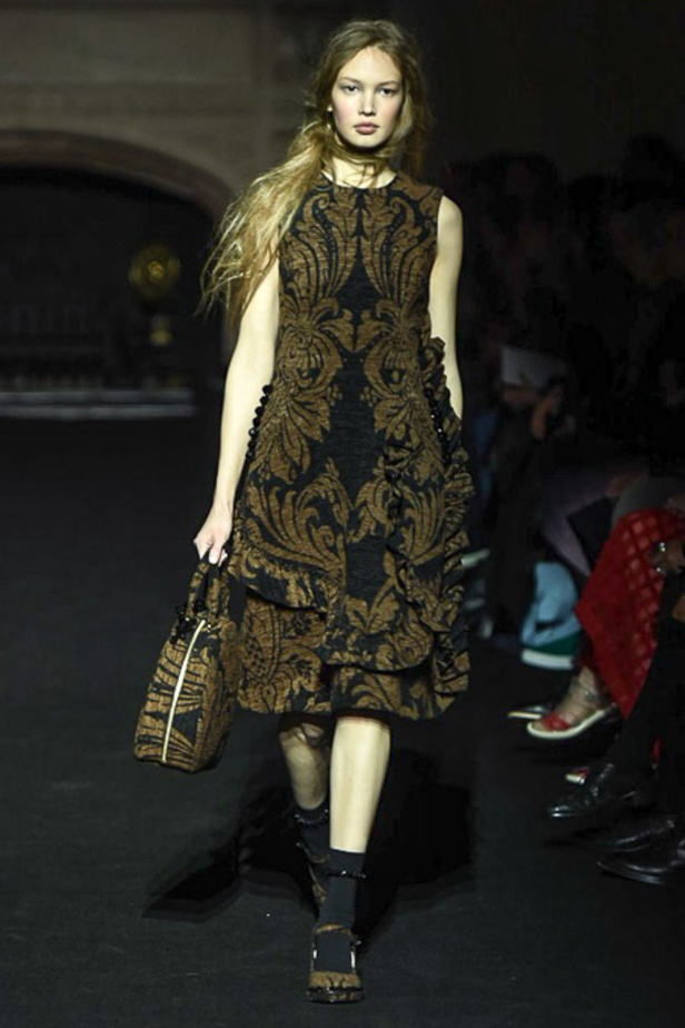 Rocha Simone: لمسة من الفن والإبداع..