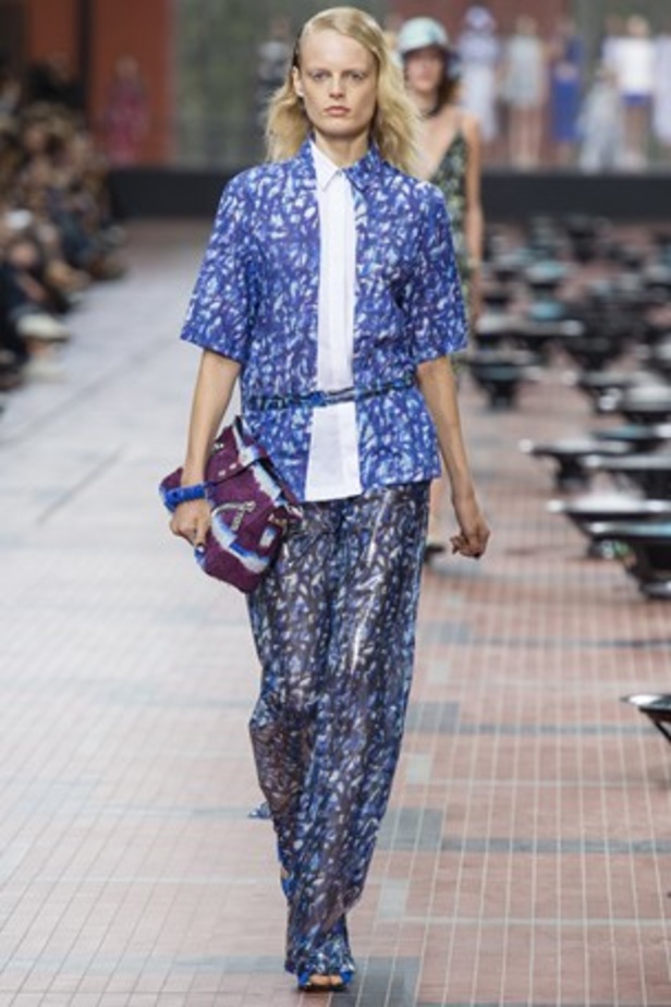 Kenzo 2014 .. كوني موجة هادرة 