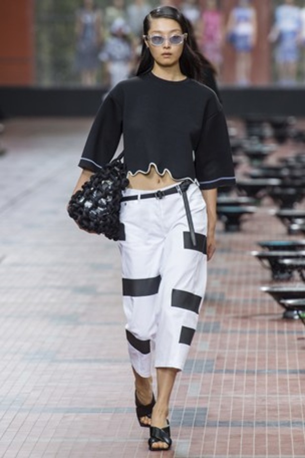 Kenzo 2014 .. كوني موجة هادرة 