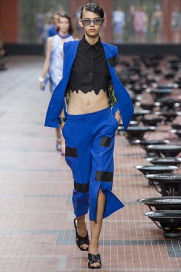 Kenzo 2014 .. كوني موجة هادرة 