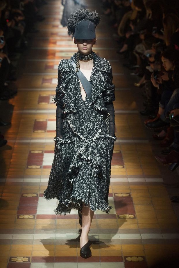 Lanvin... باريس الخمسينات بلمسة أفريقية راقية